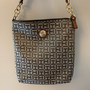 Tommy Hilfiger Crossbody Bag